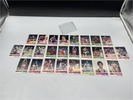 LOT OF 26 1977 TOPPS NBA CARDS - GREAT CONDITION