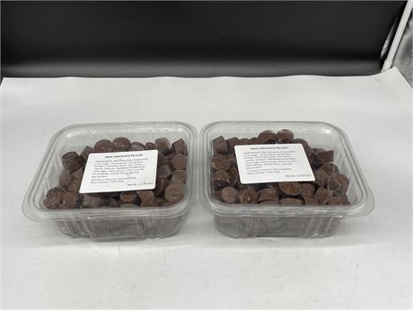 2 TUBS OF FRESHLY MADE MILK CHOCOLATE PEANUT BUTTER CUPS - EXP:2022/11/19
