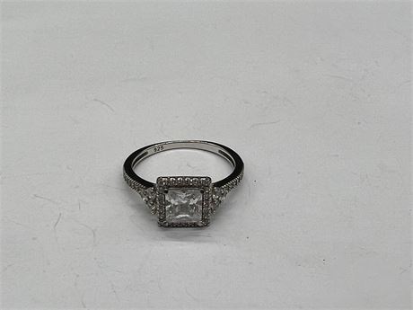 925 STERLING RING - SIZE 9