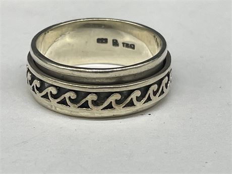 925 STERLING SILVER WORRY RING - SZ. 9 (CENTER SPINS)