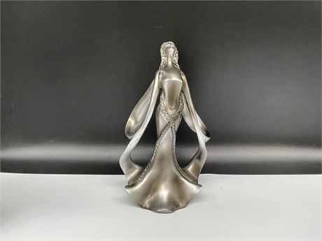 VINTAGE SILVER COLOURED SCULPTURE (10” tall)