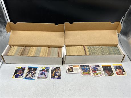 2 BOXES OF 1980s NHL CARDS