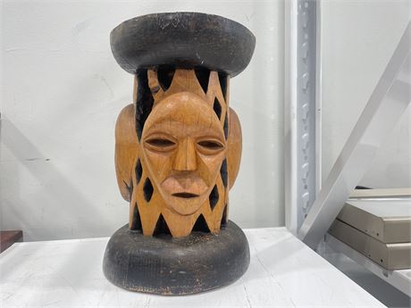 HAND CARVED 3 FACE SOLID WOOD STOOL/ PEDESTAL 11”x16”