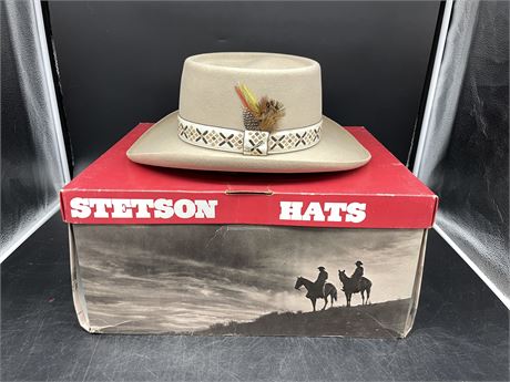 STETSON COWBOY HAT W/ ORIGINAL BOX (SIZE 7 1/4)