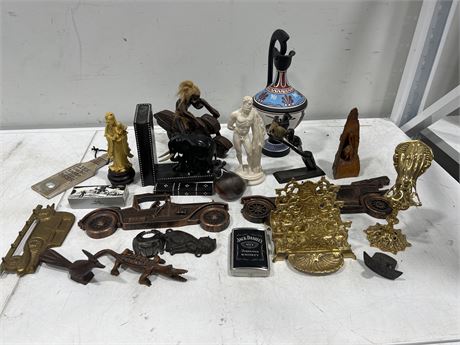 LOT OF COLLECTABLES / DECOR