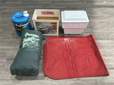 VINTAGE OUTDOOR / CAMPING PRODUCT - BLOW UP MAT, COOLER, ETC