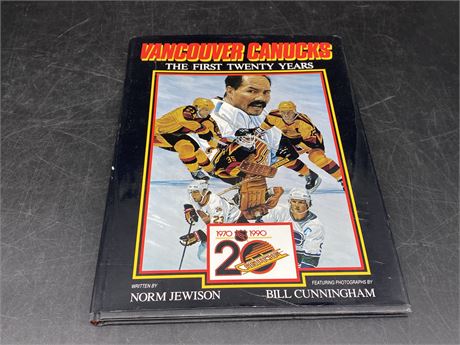 VANCOUVER CANUCKS FIRST 20 YEARS BOOK