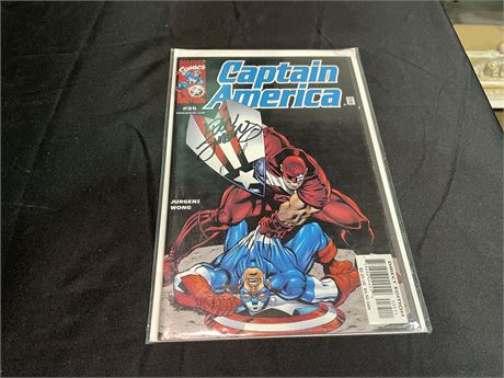 CAPTAIN AMERICA SIGNED BY COVER ARTIST