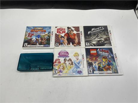 5 3DS GAMES W/ BLUE 3DS (UNTESTED)