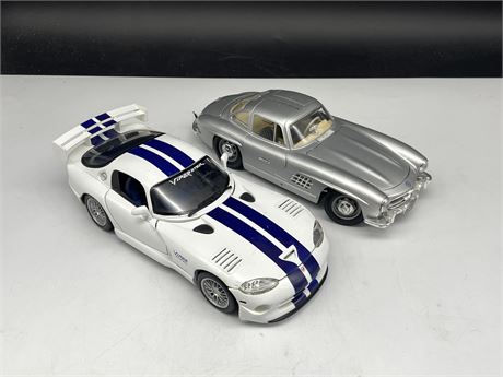 (2) 1:18 SCALE DIE-CAST COLLECTOR CARS