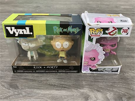 RICK AND MORTY VYNL TOY & LIBRARY GHOST TOY