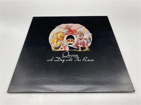 QUEEN - A DAY AT THE RACES - (NM) NEAR MINT