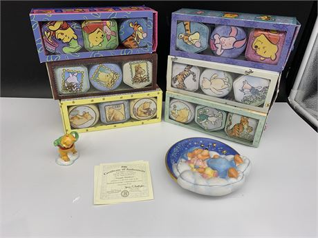 WINNIE THE POOH BRADFORD EXCHANGE PLATE, SCENTED CANDLES & ARDEW MINI TEAPOT