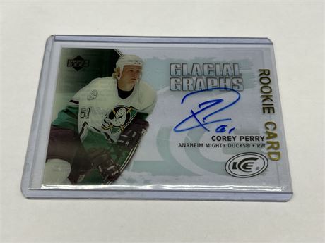 ROOKIE COREY PERRY UD GLACIAL GRAPHS AUTO CARD