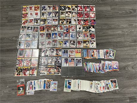 LOT OF 90’s NHL & MLB CARDS