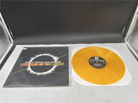 2003 PRESS - EASY STAR ALL STARS - DUB SIDE OF THE MOON - GOLD LP- EXCELLENT (E)
