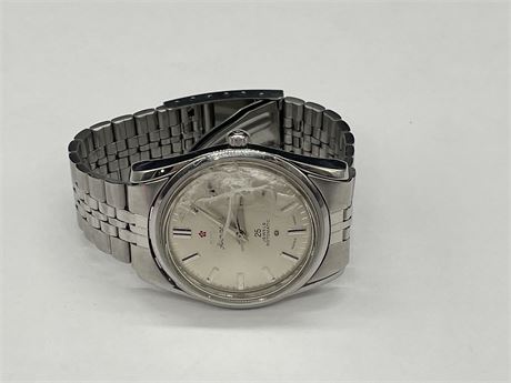 VINTAGE TITONI AIRMASTER MENS WATCH (NEEDS NEW CRYSTAL)
