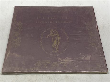 JETHRO TULL - LIVING IN THR PAST 2LP / GATEFOLD COPY - VG+