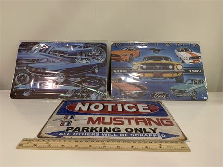 FORD MUSTANG METAL SIGNS