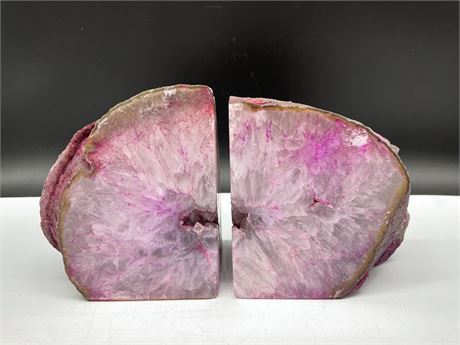 PAIR OF AGATE BOOKENDS 5”