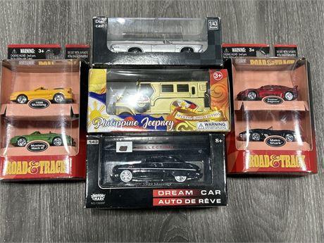 5 BOXES OF MODEL CARS
