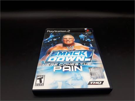 WWE SMACKDOWN HERE COMES THE PAIN - VERY GOOD CONDITION - PS2
