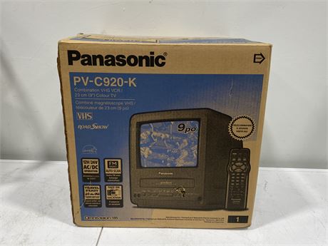 NIB PANASONIC VHS/VCR COLOUR TV