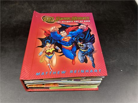 DC SUPER HEROES POP UP BOOK