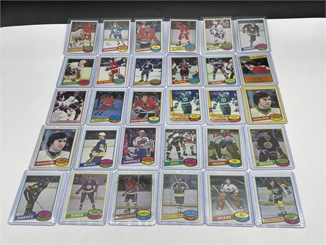 LOT OF 30 1979-1980 OPEE CHEE HOCKEY CARDS