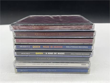 LOT OF QUEEN CDS - 1 SEALED