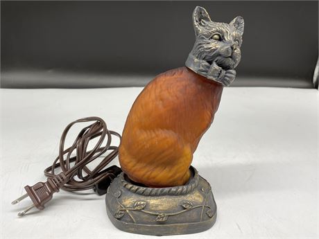 7” STAINED CAT LAMP - WORKS