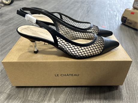 (NEW) LE CHATEAU HEELS - SIZE 37 - RETAIL $79