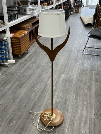 VINTAGE TEAK FLOOR LAMP (4ft tall)