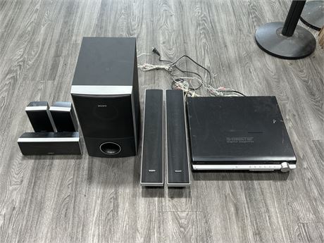 SONY STEREO SYSTEM 5 SPEAKERS + SUB & REMOTE