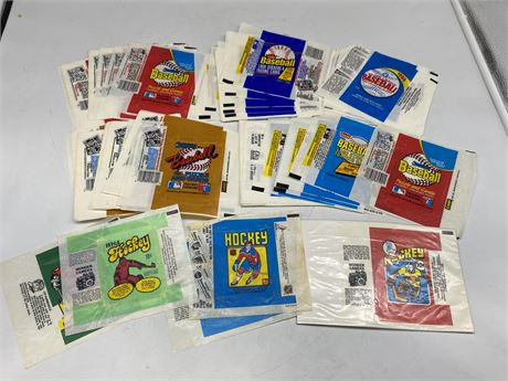 LOT OF WAX PACK PAPERS