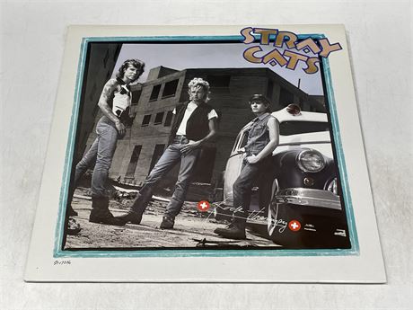 STRAY CATS - ROCK THERAPY - NEAR MINT (NM)