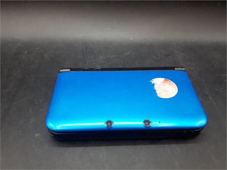 3DS XL CONSOLE - POWERS ON - NEEDS REPAIRS - AS IS
