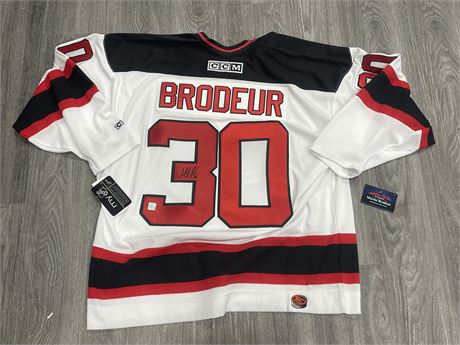 CERTIFIED AUTHENTIC SIGNED MARTIN BRODEUR DEVILS JERSEY - JERSEY STILL HAS TAGS