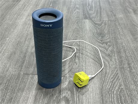 SONY BLUETOOTH SPEAKER W/CHARGER