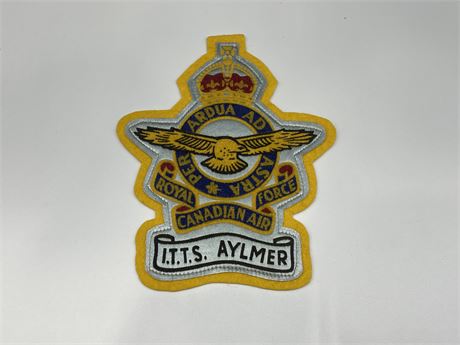 I.T.T.S. RCAF CREST, AYLMER (No.1 TECHNICAL TRAINING SCHOOL - OPENED IN 45’)