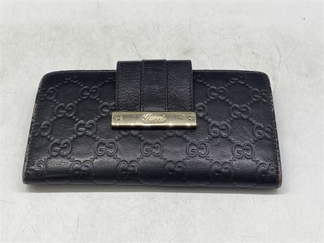 GUCCI WALLET (AUTHENTICITY UNKNOWN)