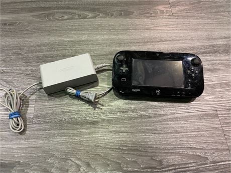 WII U SYSTEM & CHARGER (As is, does NOT power on)