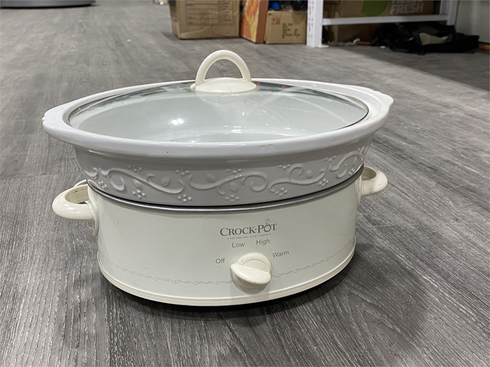 Canadian General Electric Crock Pot (Works) - Bodnarus Auctioneering