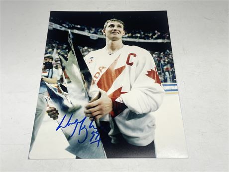 WAYNE GRETZKY CANADA CUP SIGNED PICTURE 8”x10”