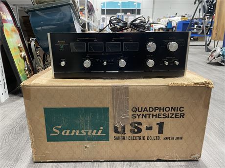 IN BOX SANSUI QUADPHONIC SYNTHESIZER QS-1 (WORKS)