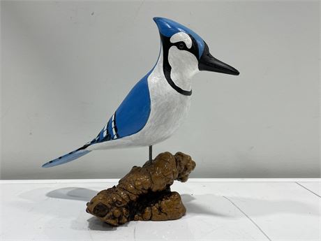HAND-CARVED SIGNED H.G.S 93.2 WOOD BLUEJAY ON BURL (11” TALL)