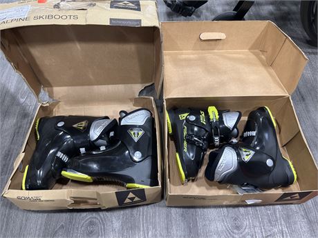 2 BRAND NEW FISCHER RC4 20 JR TMS SKI BOOTS - SIZE 4.5 & 2.5