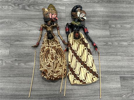 2 VINTAGE WAYANG HAND CARVED / PAINTED PUPPETS - 27” LONG
