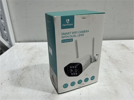 SMART WIFI CAMERA WITH DUAL LENS - NEVER USED