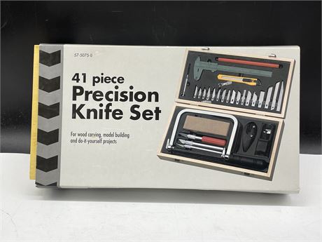 41 PIECE PRECISION KNIFE SET IN BOX